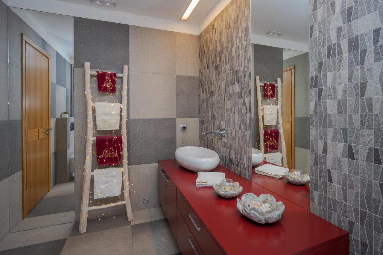Artemis Luxury Penthouse By Estia Apartment Ираклио Екстериор снимка